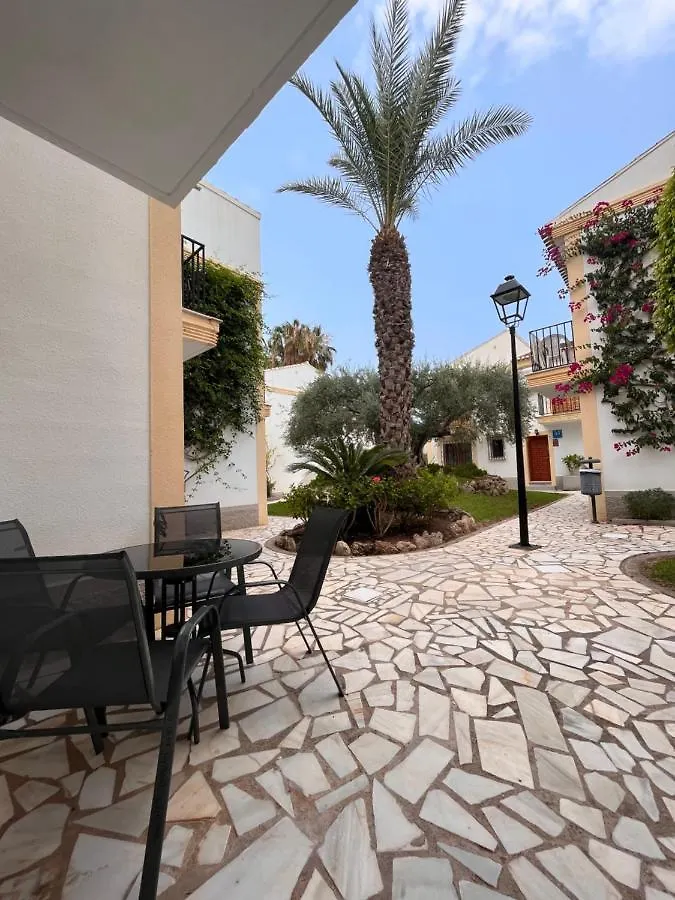 Duplex Vera Coast location